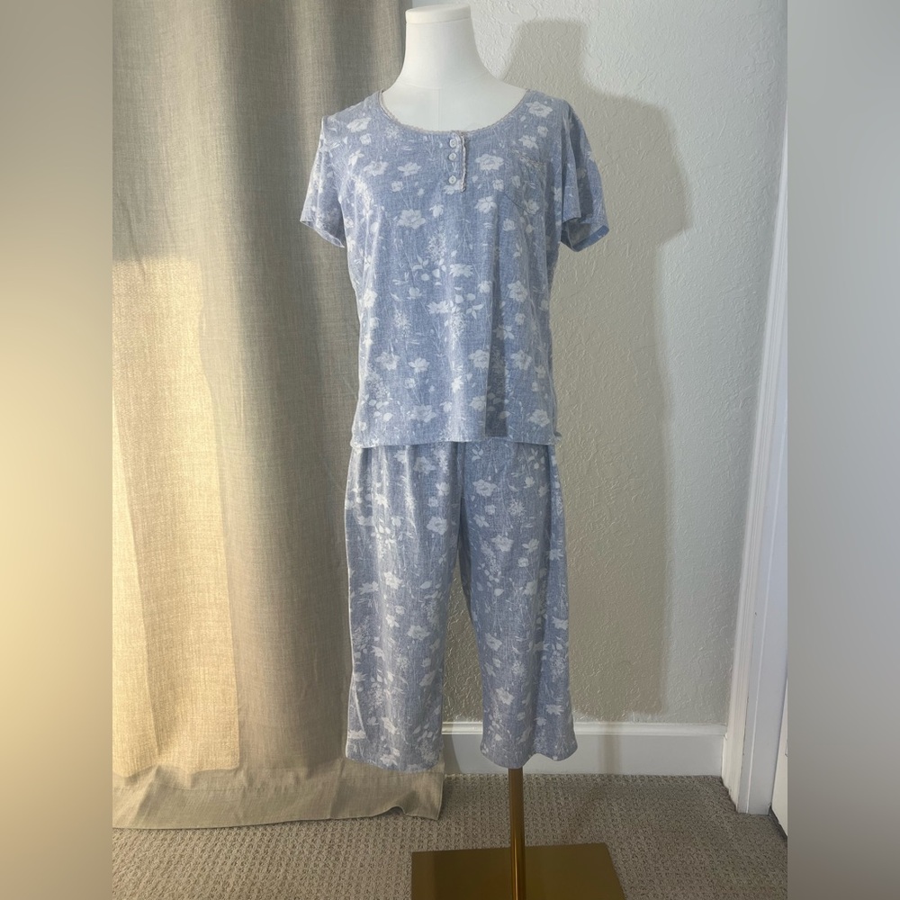 Women’s Laura Ashley Cottagecore Grandma Pajama Set Blue Floral Size Large